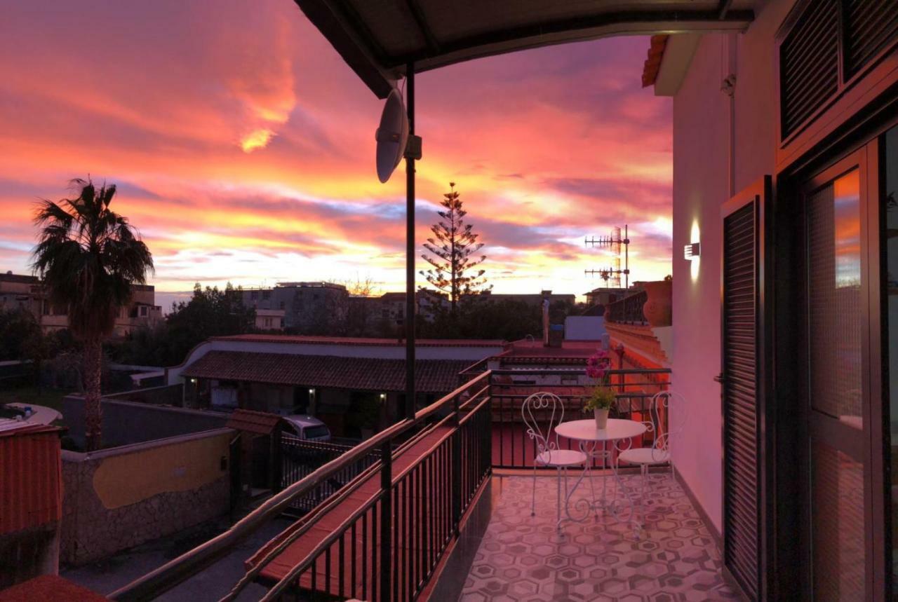 Domus Parthenope Apartamento Boscotrecase Exterior foto