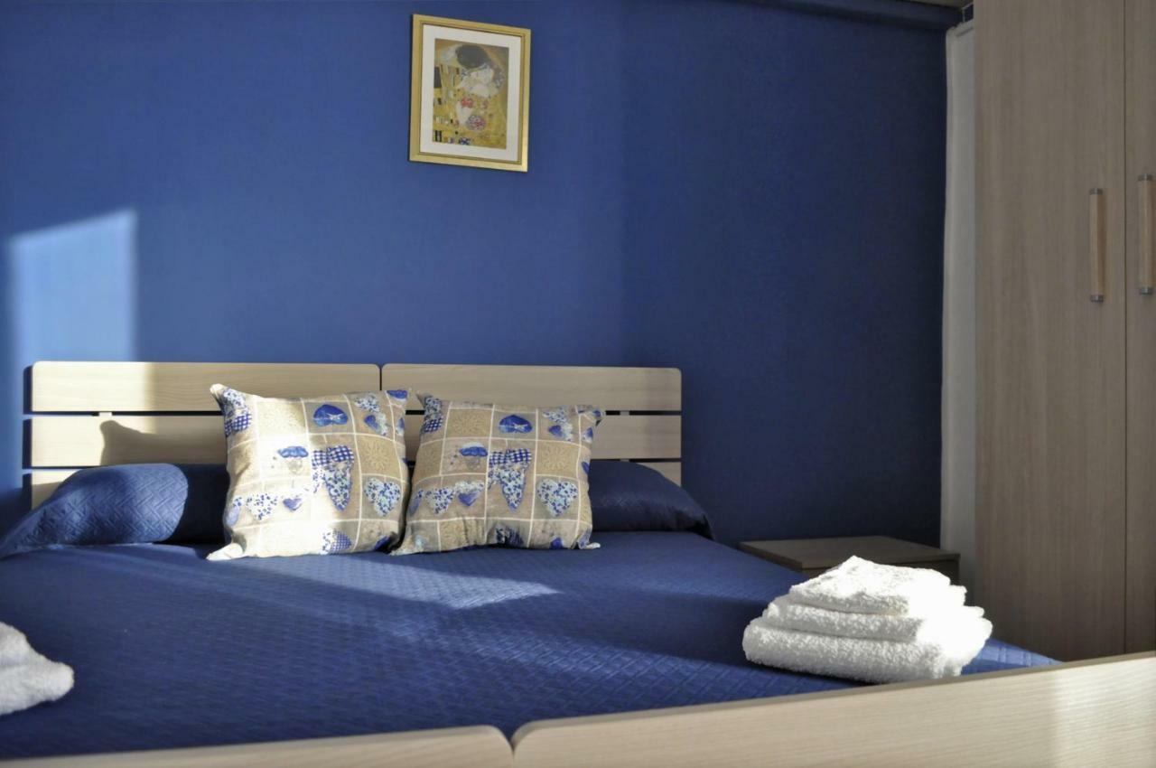 Domus Parthenope Apartamento Boscotrecase Exterior foto