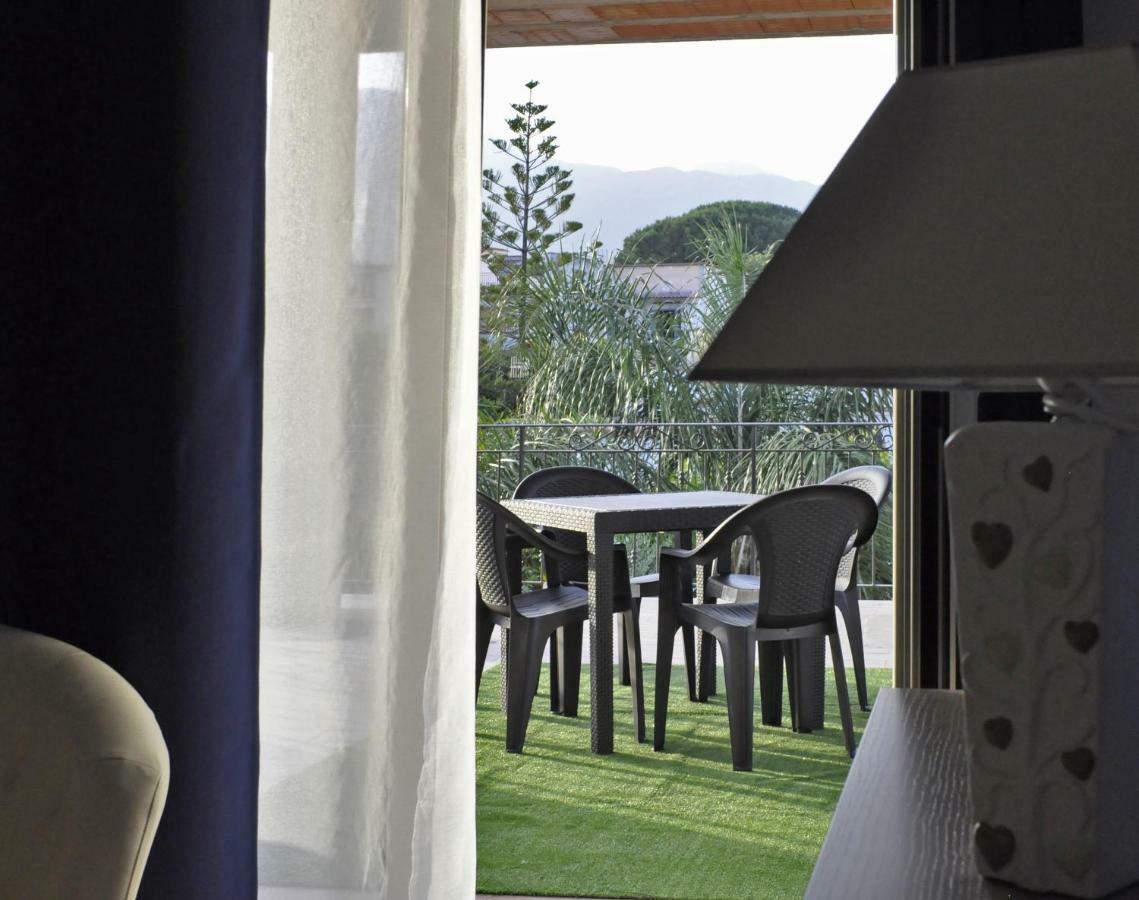 Domus Parthenope Apartamento Boscotrecase Exterior foto